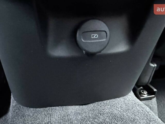 Вольво ХС60, об'ємом двигуна 1.97 л та пробігом 0 тис. км за 56880 $, фото 14 на Automoto.ua