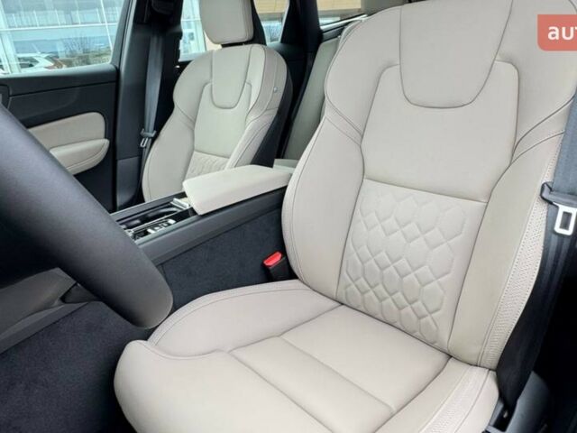 Вольво ХС60, об'ємом двигуна 1.97 л та пробігом 0 тис. км за 65962 $, фото 12 на Automoto.ua