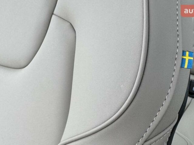 Вольво ХС60, об'ємом двигуна 1.97 л та пробігом 0 тис. км за 60163 $, фото 20 на Automoto.ua