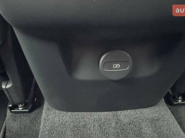 Вольво ХС60, об'ємом двигуна 1.97 л та пробігом 0 тис. км за 60163 $, фото 21 на Automoto.ua