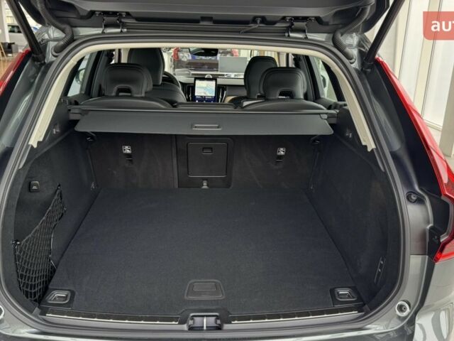 Вольво ХС60, объемом двигателя 1.97 л и пробегом 0 тыс. км за 90360 $, фото 36 на Automoto.ua