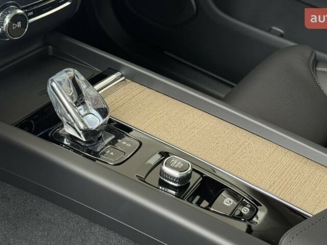 Вольво ХС60, объемом двигателя 1.97 л и пробегом 0 тыс. км за 86671 $, фото 26 на Automoto.ua