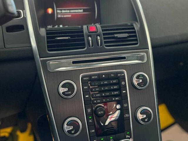 Сірий Вольво ХС60, об'ємом двигуна 2 л та пробігом 172 тис. км за 16700 $, фото 16 на Automoto.ua