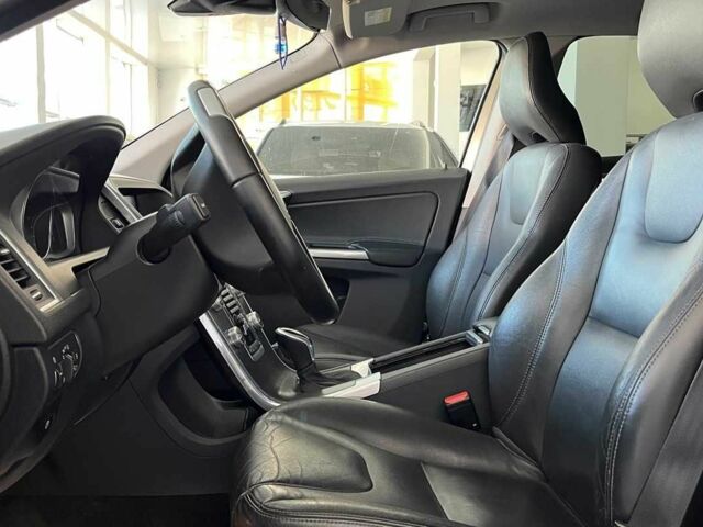 Сірий Вольво ХС60, об'ємом двигуна 2 л та пробігом 172 тис. км за 16700 $, фото 8 на Automoto.ua