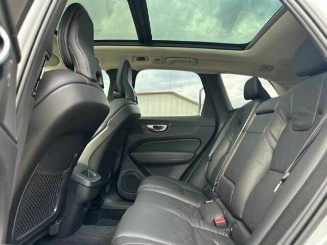 Вольво ХС60 2021 в Киеве на Automoto.ua Серый Вольво ХС60, объемом двигателя 2 л и пробегом 80 тыс. км за 28000 $, фото 4 на Automoto.ua