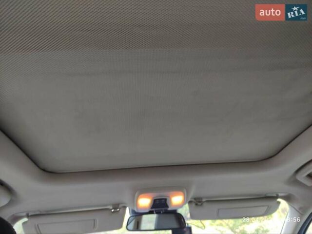 Вольво ХС60 2009 в Миргороде на Automoto.ua Серый Вольво ХС60, объемом двигателя 2.4 л и пробегом 379 тыс. км за 12500 $, фото 10 на Automoto.ua