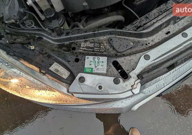 Серый Вольво ХС60, объемом двигателя 2.4 л и пробегом 278 тыс. км за 12300 $, фото 23 на Automoto.ua