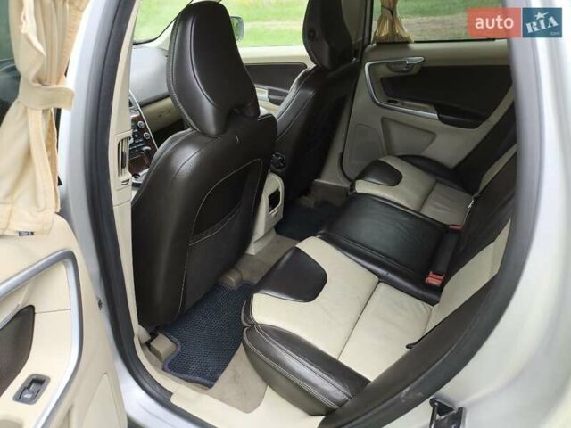 Вольво ХС60 2009 в Миргороде на Automoto.ua Серый Вольво ХС60, объемом двигателя 2.4 л и пробегом 379 тыс. км за 12500 $, фото 29 на Automoto.ua