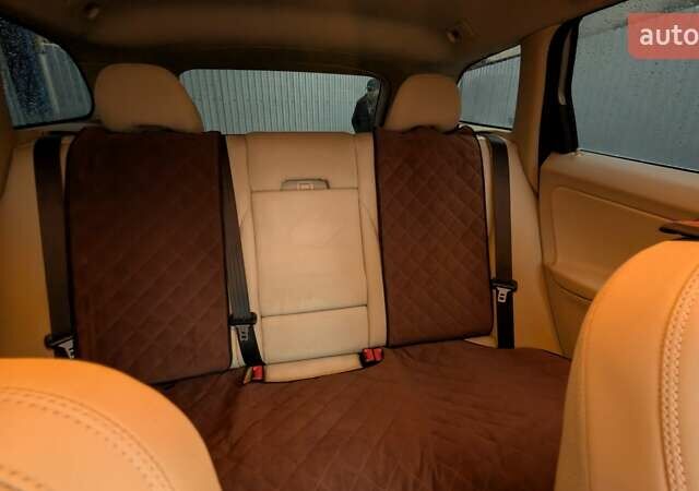 Серый Вольво ХС60, объемом двигателя 2.4 л и пробегом 278 тыс. км за 12300 $, фото 14 на Automoto.ua