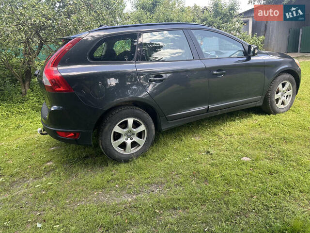 Серый Вольво ХС60, объемом двигателя 2.4 л и пробегом 329 тыс. км за 9800 $, фото 18 на Automoto.ua