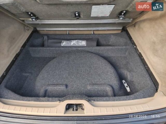 Вольво ХС60 2009 в Миргороде на Automoto.ua Серый Вольво ХС60, объемом двигателя 2.4 л и пробегом 379 тыс. км за 12500 $, фото 4 на Automoto.ua