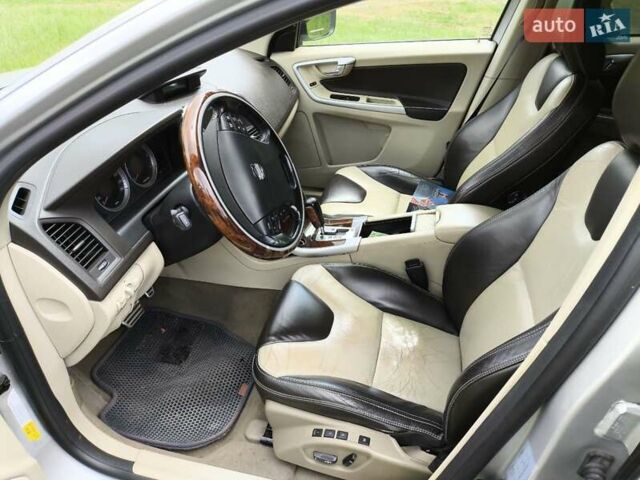 Вольво ХС60 2009 в Миргороде на Automoto.ua Серый Вольво ХС60, объемом двигателя 2.4 л и пробегом 379 тыс. км за 12500 $, фото 22 на Automoto.ua