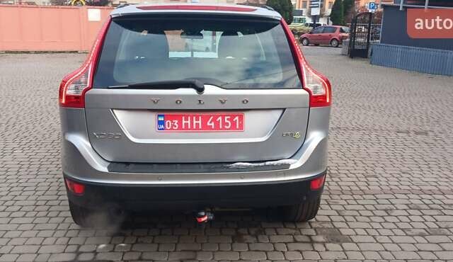 Серый Вольво ХС60, объемом двигателя 2 л и пробегом 282 тыс. км за 13500 $, фото 9 на Automoto.ua