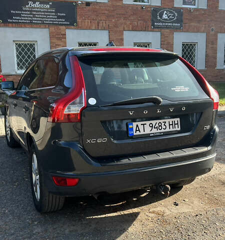 Вольво ХС60 2010 в Каменское - Днепродзержинск на Automoto.ua Серый Вольво ХС60, объемом двигателя 1.9 л и пробегом 218 тыс. км за 11900 $, фото 1 на Automoto.ua