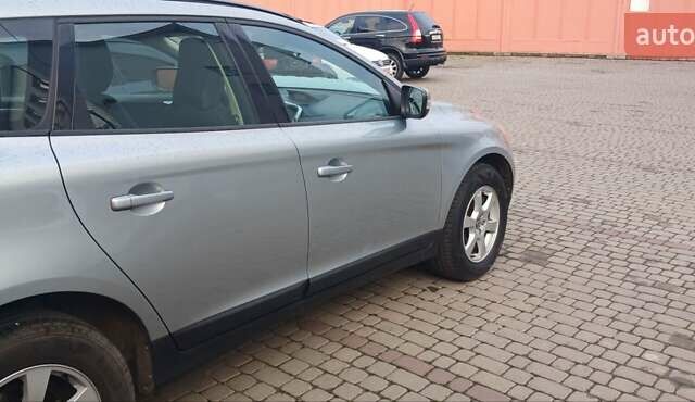 Серый Вольво ХС60, объемом двигателя 2 л и пробегом 282 тыс. км за 13500 $, фото 3 на Automoto.ua