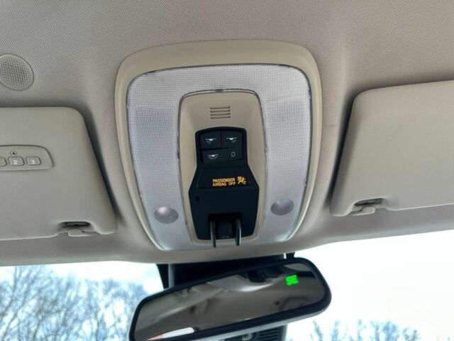 Вольво ХС60 2011 в Луцке на Automoto.ua Серый Вольво ХС60, объемом двигателя 3.2 л и пробегом 370 тыс. км за 10500 $, фото 21 на Automoto.ua