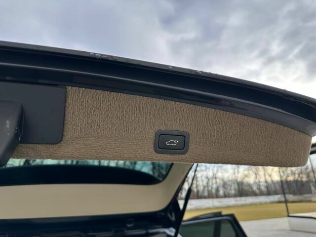 Вольво ХС60 2011 в Луцке на Automoto.ua Серый Вольво ХС60, объемом двигателя 3.2 л и пробегом 370 тыс. км за 10500 $, фото 13 на Automoto.ua