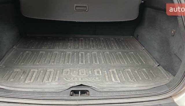 Серый Вольво ХС60, объемом двигателя 2.4 л и пробегом 285 тыс. км за 14950 $, фото 28 на Automoto.ua