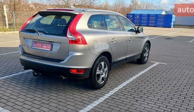 Серый Вольво ХС60, объемом двигателя 2.4 л и пробегом 285 тыс. км за 14950 $, фото 12 на Automoto.ua