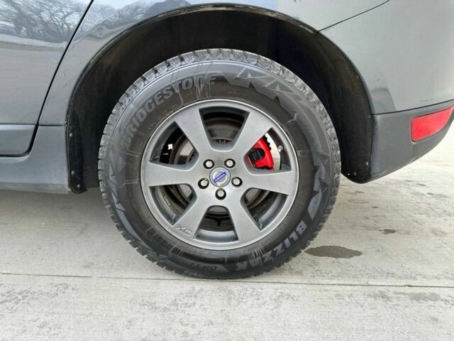 Вольво ХС60 2011 в Луцке на Automoto.ua Серый Вольво ХС60, объемом двигателя 3.2 л и пробегом 370 тыс. км за 10500 $, фото 22 на Automoto.ua