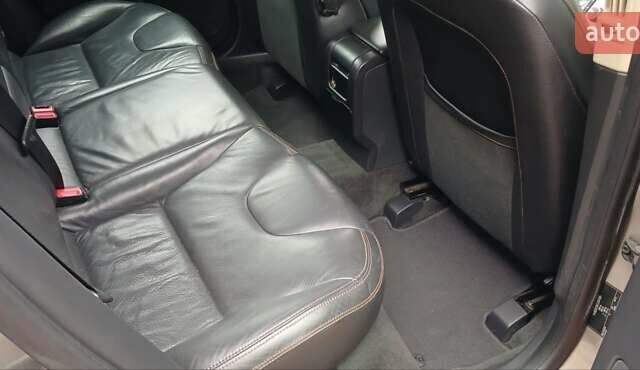 Серый Вольво ХС60, объемом двигателя 2.4 л и пробегом 285 тыс. км за 14950 $, фото 27 на Automoto.ua