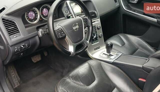 Серый Вольво ХС60, объемом двигателя 2.4 л и пробегом 285 тыс. км за 15300 $, фото 28 на Automoto.ua