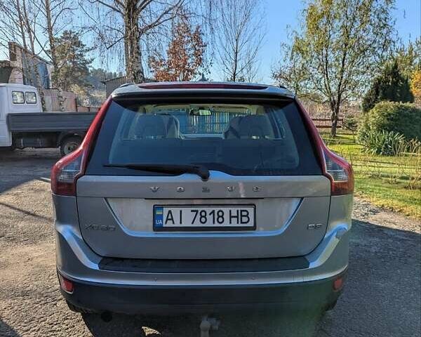 Серый Вольво ХС60, объемом двигателя 2 л и пробегом 300 тыс. км за 11500 $, фото 3 на Automoto.ua