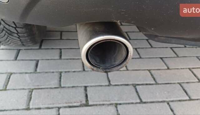 Серый Вольво ХС60, объемом двигателя 2.4 л и пробегом 285 тыс. км за 14950 $, фото 15 на Automoto.ua