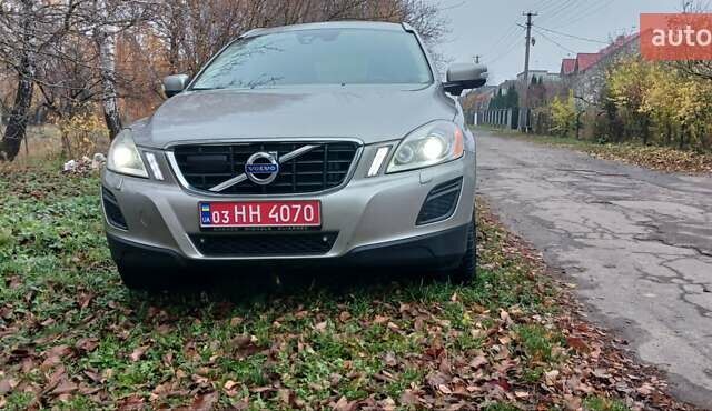 Серый Вольво ХС60, объемом двигателя 2.4 л и пробегом 285 тыс. км за 15300 $, фото 10 на Automoto.ua