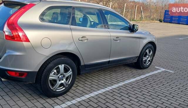 Серый Вольво ХС60, объемом двигателя 2.4 л и пробегом 285 тыс. км за 14950 $, фото 9 на Automoto.ua