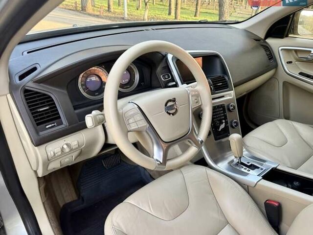 Сірий Вольво ХС60, об'ємом двигуна 2 л та пробігом 174 тис. км за 14850 $, фото 10 на Automoto.ua