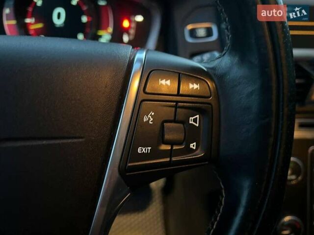 Серый Вольво ХС60, объемом двигателя 2.4 л и пробегом 264 тыс. км за 22290 $, фото 20 на Automoto.ua