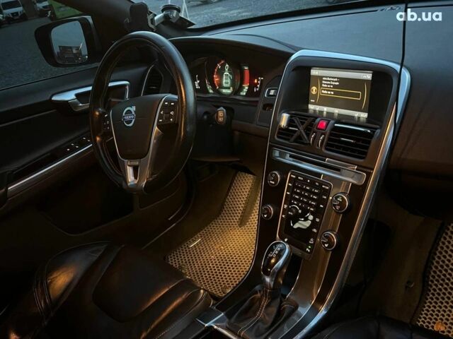 Серый Вольво ХС60, объемом двигателя 2.4 л и пробегом 264 тыс. км за 22290 $, фото 38 на Automoto.ua