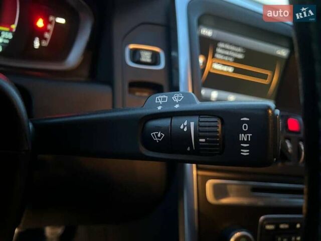 Серый Вольво ХС60, объемом двигателя 2.4 л и пробегом 264 тыс. км за 22290 $, фото 22 на Automoto.ua