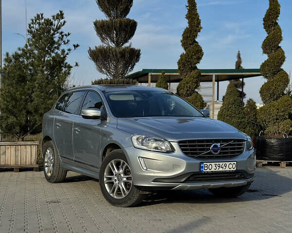 Сірий Вольво ХС60, об'ємом двигуна 1.98 л та пробігом 256 тис. км за 16499 $, фото 4 на Automoto.ua