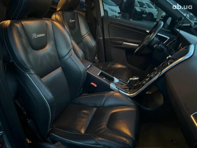 Серый Вольво ХС60, объемом двигателя 2.4 л и пробегом 264 тыс. км за 22290 $, фото 36 на Automoto.ua