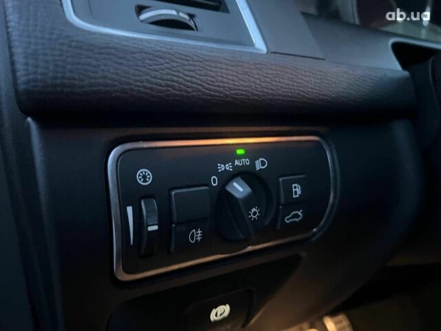 Серый Вольво ХС60, объемом двигателя 2.4 л и пробегом 264 тыс. км за 22290 $, фото 17 на Automoto.ua