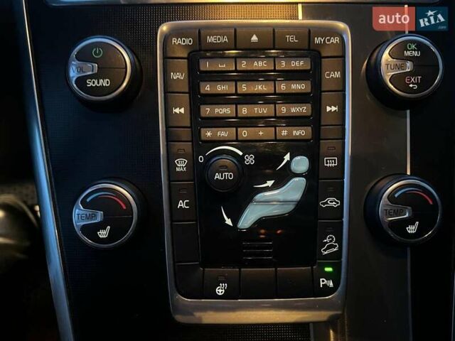 Серый Вольво ХС60, объемом двигателя 2.4 л и пробегом 264 тыс. км за 22290 $, фото 28 на Automoto.ua