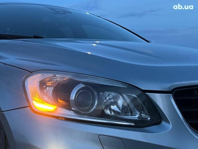 Серый Вольво ХС60, объемом двигателя 2.4 л и пробегом 264 тыс. км за 22290 $, фото 12 на Automoto.ua