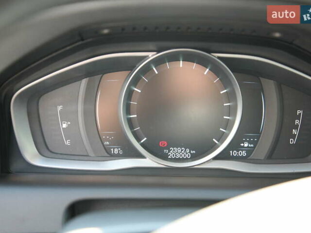 Серый Вольво ХС60, объемом двигателя 2.95 л и пробегом 203 тыс. км за 12300 $, фото 15 на Automoto.ua