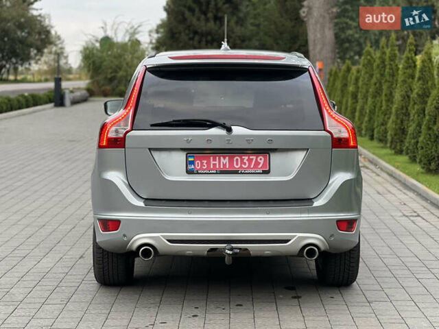 Серый Вольво ХС60, объемом двигателя 2.4 л и пробегом 258 тыс. км за 17590 $, фото 3 на Automoto.ua