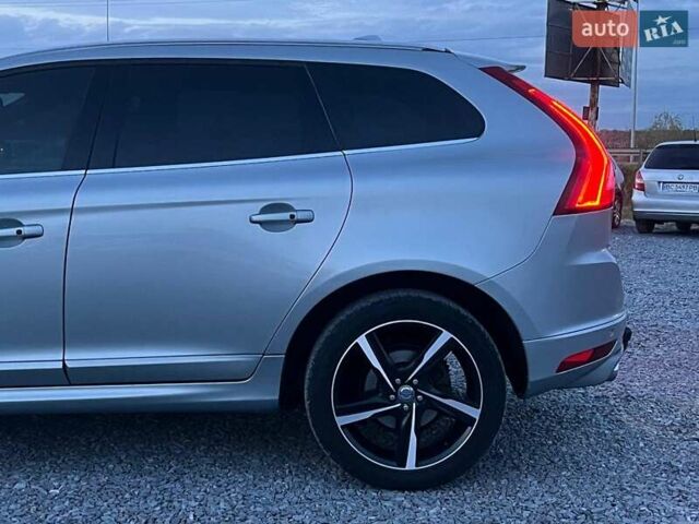 Серый Вольво ХС60, объемом двигателя 2.4 л и пробегом 264 тыс. км за 22290 $, фото 5 на Automoto.ua