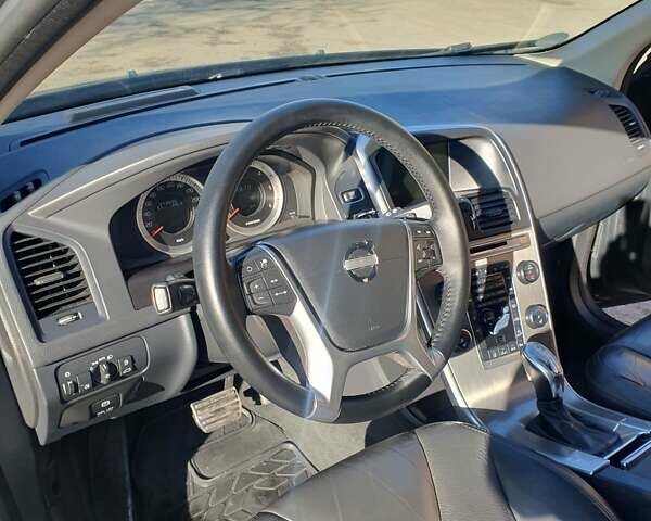 Серый Вольво ХС60, объемом двигателя 2.4 л и пробегом 212 тыс. км за 15600 $, фото 11 на Automoto.ua