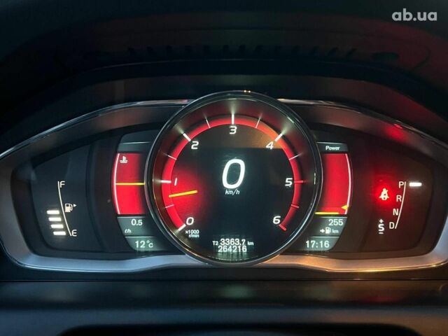 Серый Вольво ХС60, объемом двигателя 2.4 л и пробегом 264 тыс. км за 22290 $, фото 18 на Automoto.ua