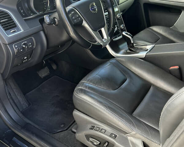 Сірий Вольво ХС60, об'ємом двигуна 1.97 л та пробігом 185 тис. км за 15600 $, фото 8 на Automoto.ua