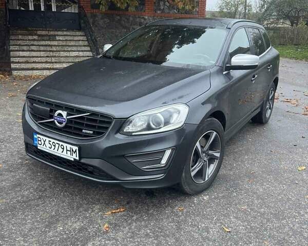Вольво ХС60 2014 в Полонном на Automoto.ua Серый Вольво ХС60, объемом двигателя 2.4 л и пробегом 319 тыс. км за 16344 $, фото 14 на Automoto.ua