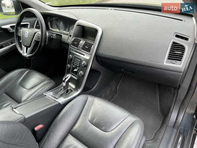 Серый Вольво ХС60, объемом двигателя 2.4 л и пробегом 215 тыс. км за 19900 $, фото 35 на Automoto.ua