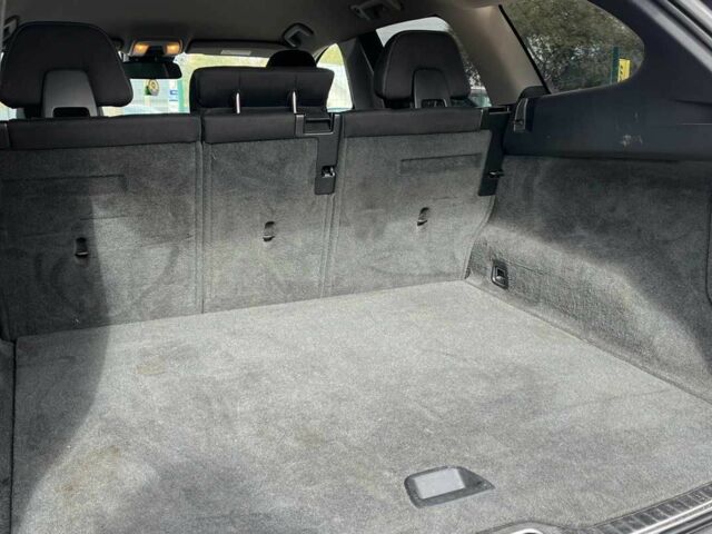 Серый Вольво ХС60, объемом двигателя 2.5 л и пробегом 258 тыс. км за 15999 $, фото 23 на Automoto.ua