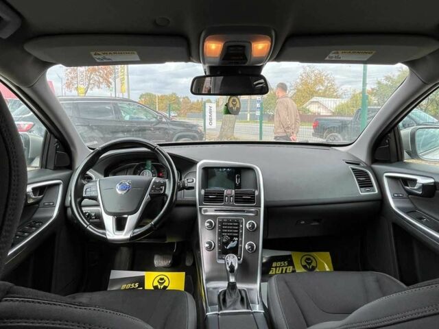 Серый Вольво ХС60, объемом двигателя 2.5 л и пробегом 258 тыс. км за 15999 $, фото 8 на Automoto.ua