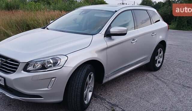 Сірий Вольво ХС60, об'ємом двигуна 2 л та пробігом 244 тис. км за 14200 $, фото 28 на Automoto.ua